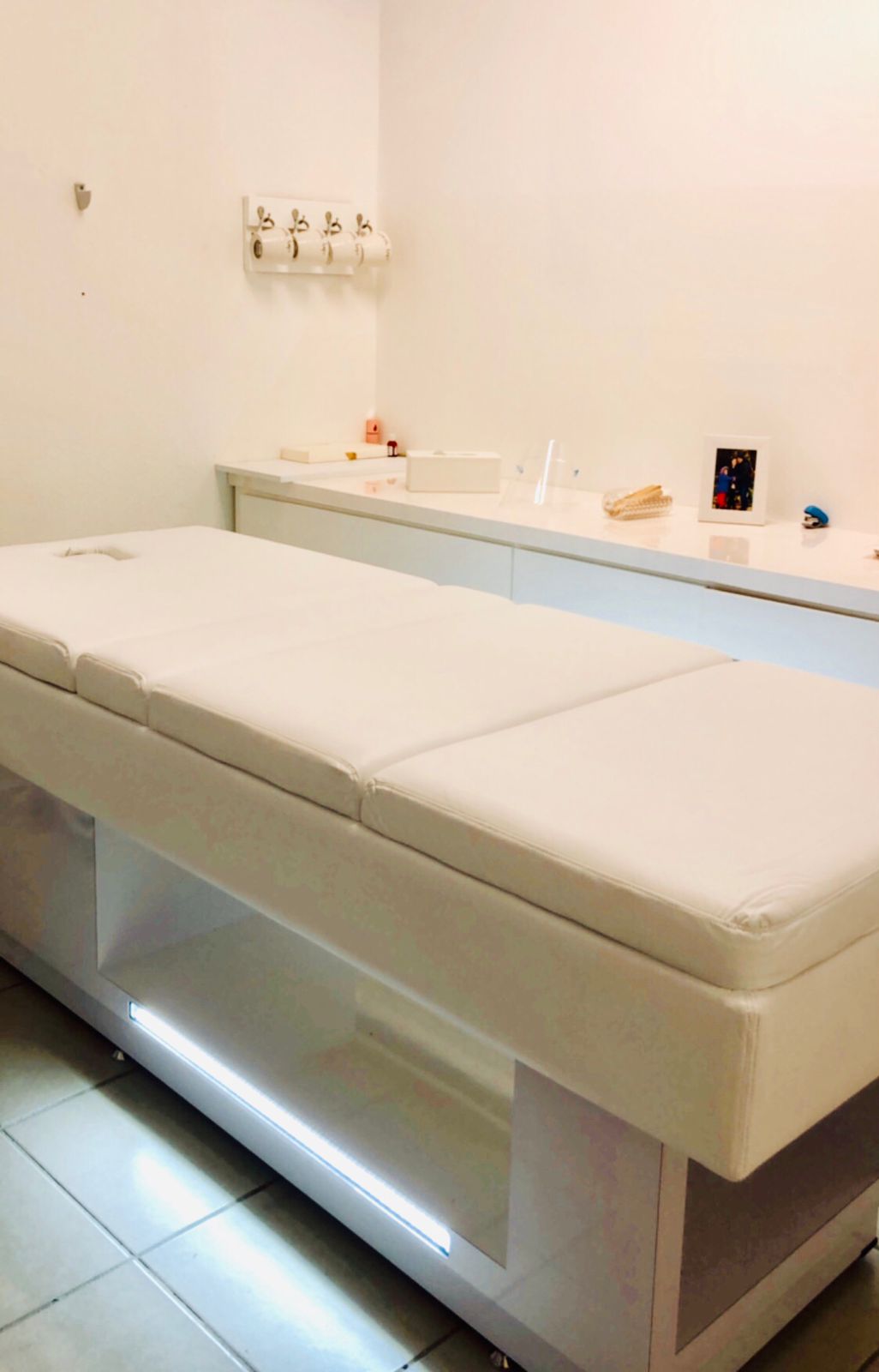 CAMA DE MASAJE EMPORIO